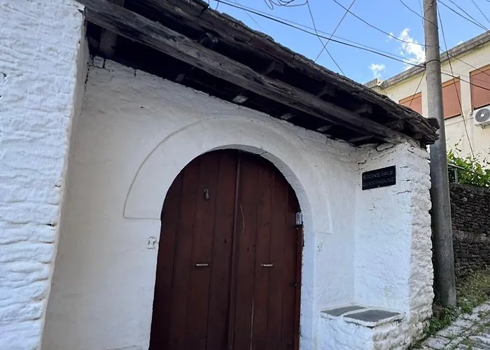 Casa de hóspedes Stonetale Garden Gjirokastër