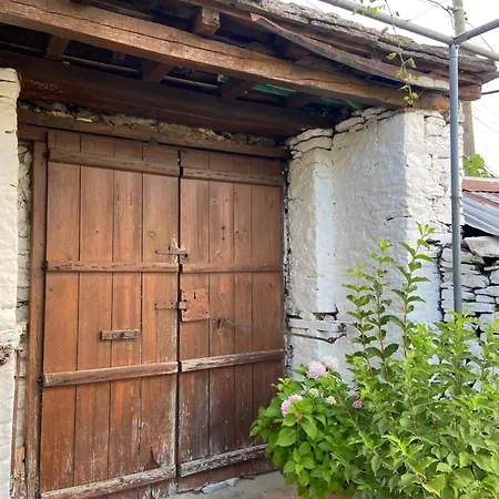 Guest house Stonetale Garden Gjirokaster